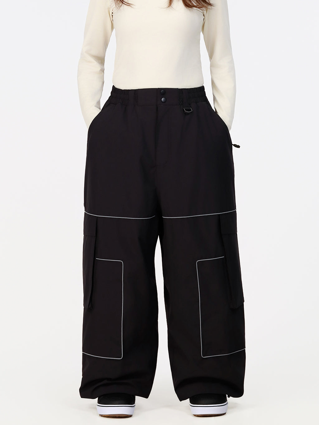 Nightline Park Rider Damen-Skihose mit reflektierenden Details, Cargotaschen und weitem Schnitt