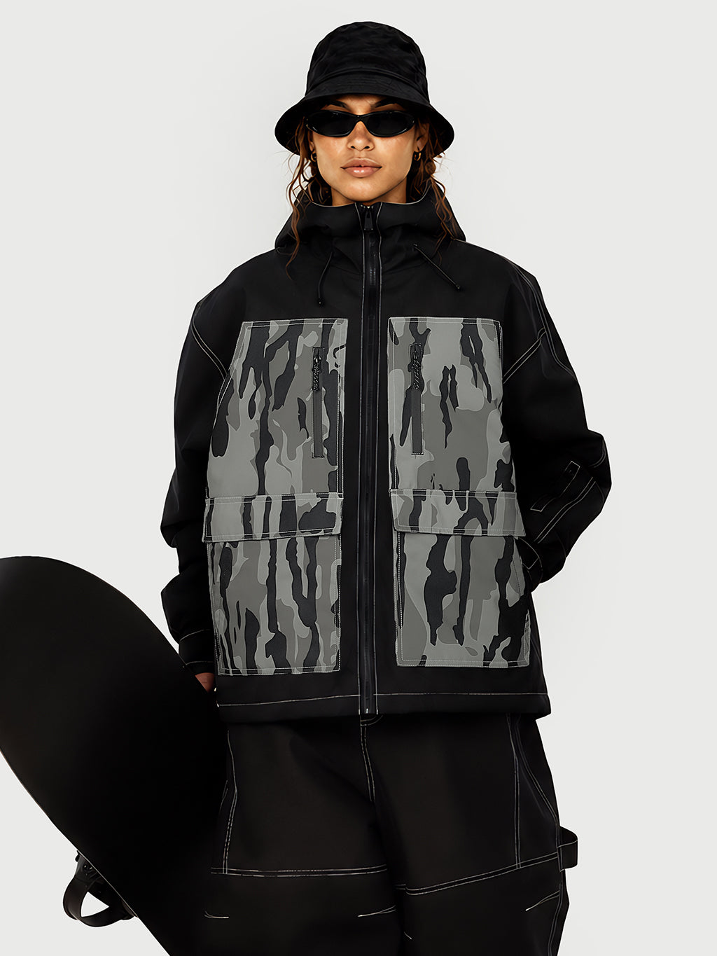 UrbanCraft Street Utility Freestyle Schneejacke für Damen – Reflektierende Kapuze & Arbeitskleidungsdesign