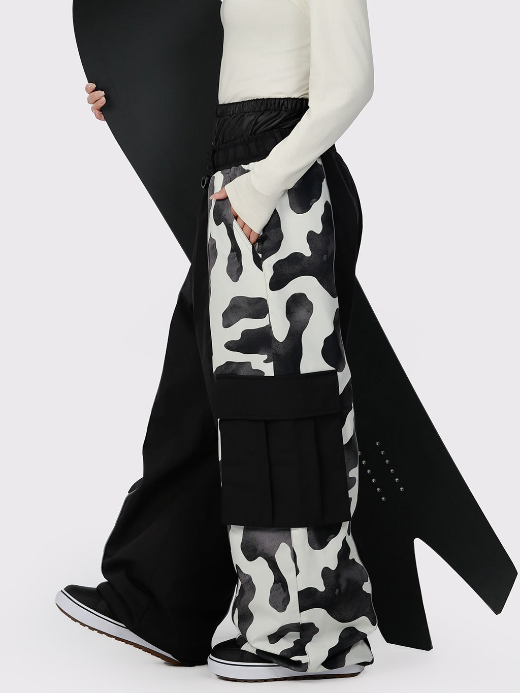 Wild Motion Damen-Schneehose mit reflektierendem Farbblock-Design und extra weitem Schnitt
