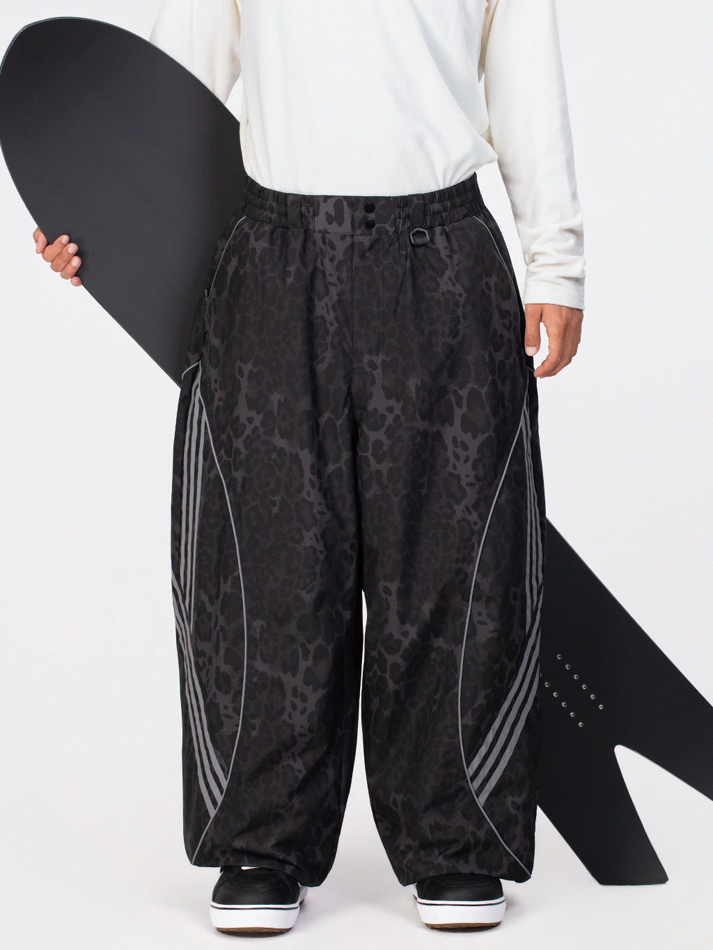 Nightline Park Rider Herren-Schneehose mit reflektierenden Kurven und lockerer Passform