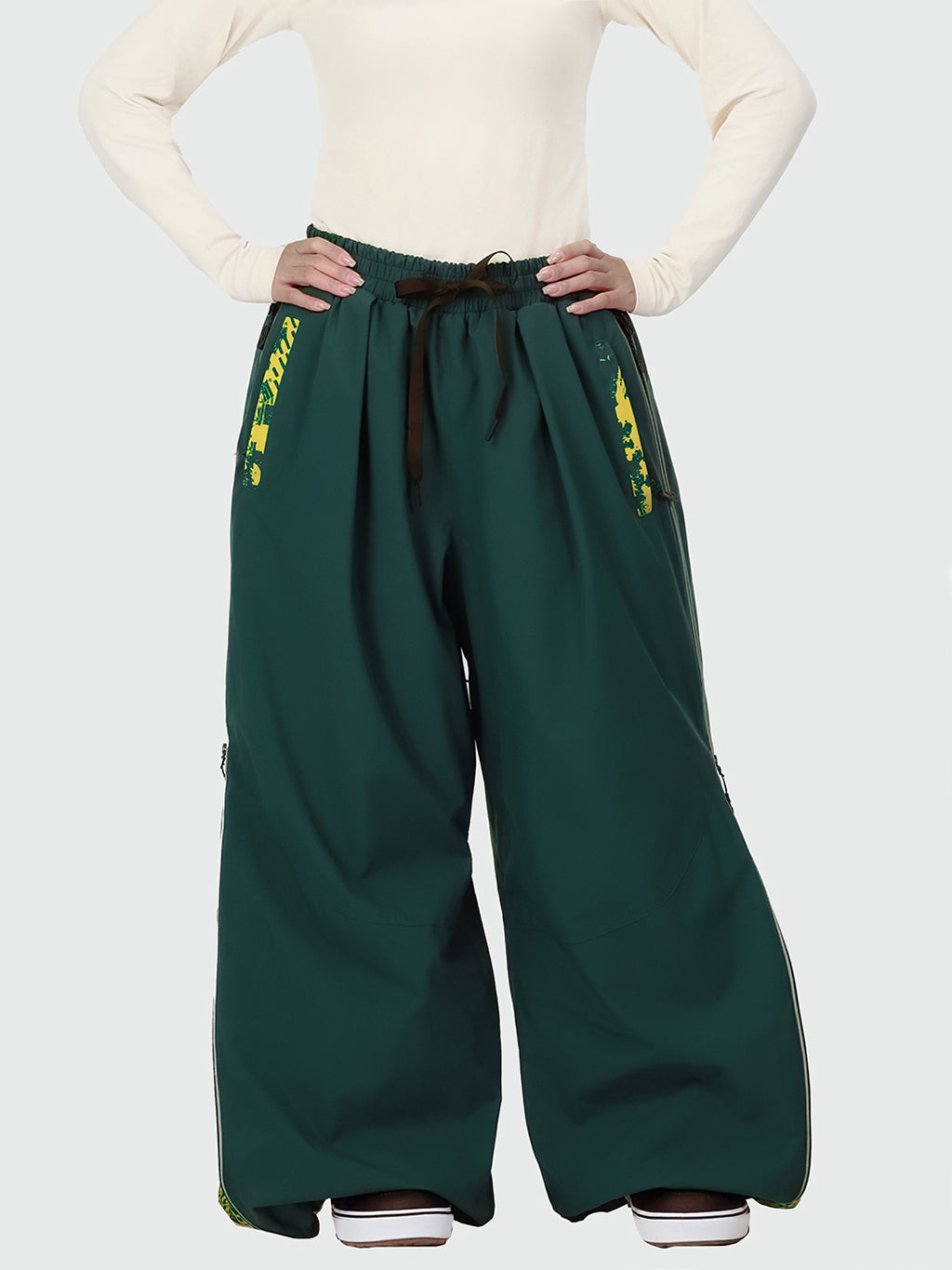 Hyper Flux Damen-Skihose mit seitlichem Reißverschluss und Graffiti-Einsatz, extra weit geschnitten, Freestyle-Schneehose
