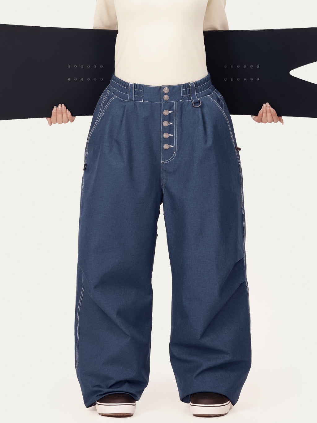 Raw Utility Niet-Arbeitsjeans-Schneehose für Damen – Oversized-Passform mit doppelter Gesäßtasche
