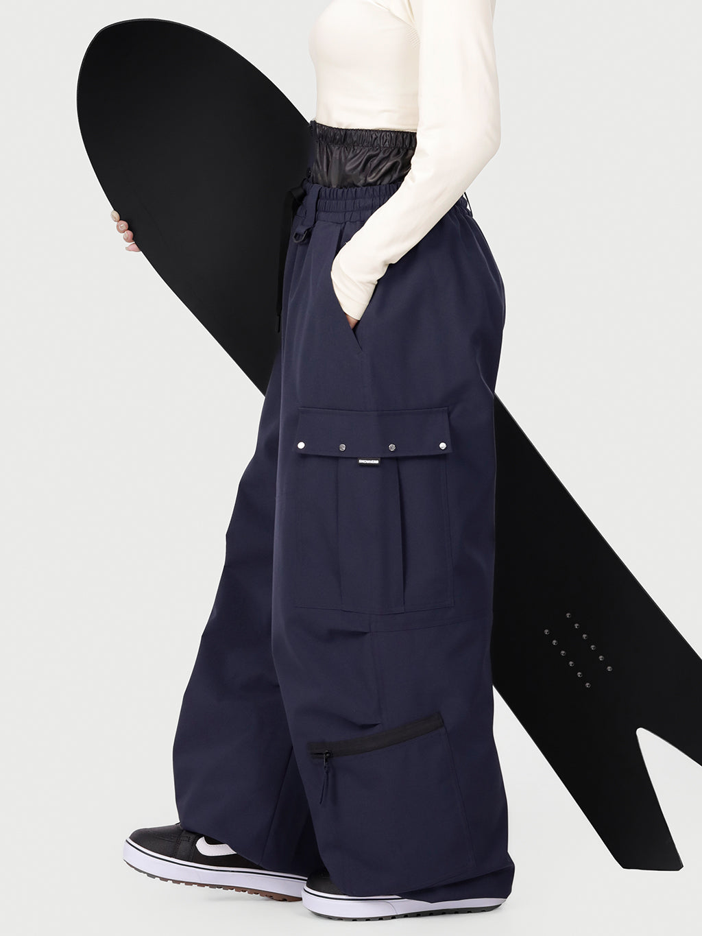 Techline Damen-Arbeitskleidungs-inspirierte Utility-Cargo-Schneehose – Baggy Freestyle-Passform