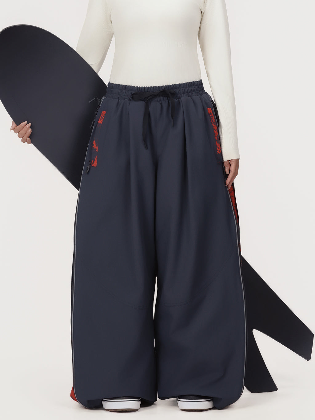 Hyper Flux Damen-Skihose mit seitlichem Reißverschluss und Graffiti-Einsatz, extra weit geschnitten, Freestyle-Schneehose