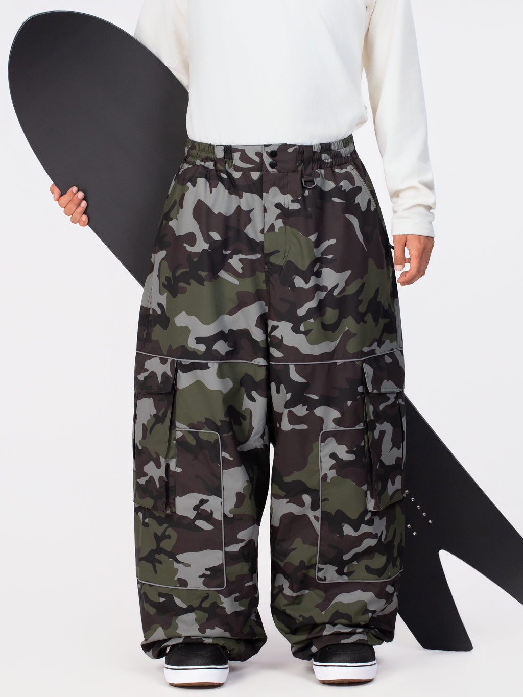Nightline Park Rider Herren-Schneehose mit reflektierenden Details, Cargotaschen und weitem Schnitt