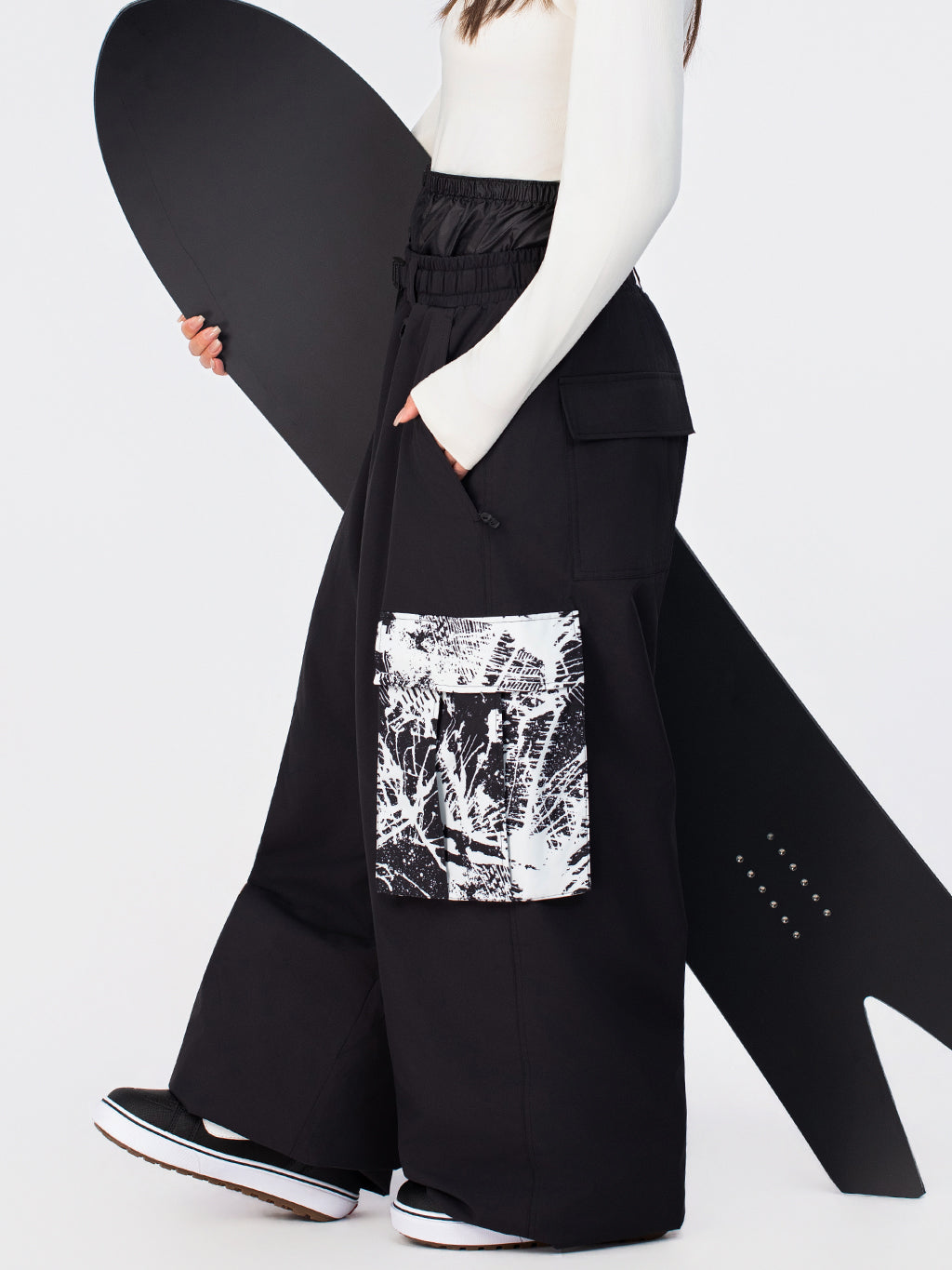 Hyper Flux Urban Graffiti Freestyle Baggy Cargo Snowboardhose für Damen - Park Rider