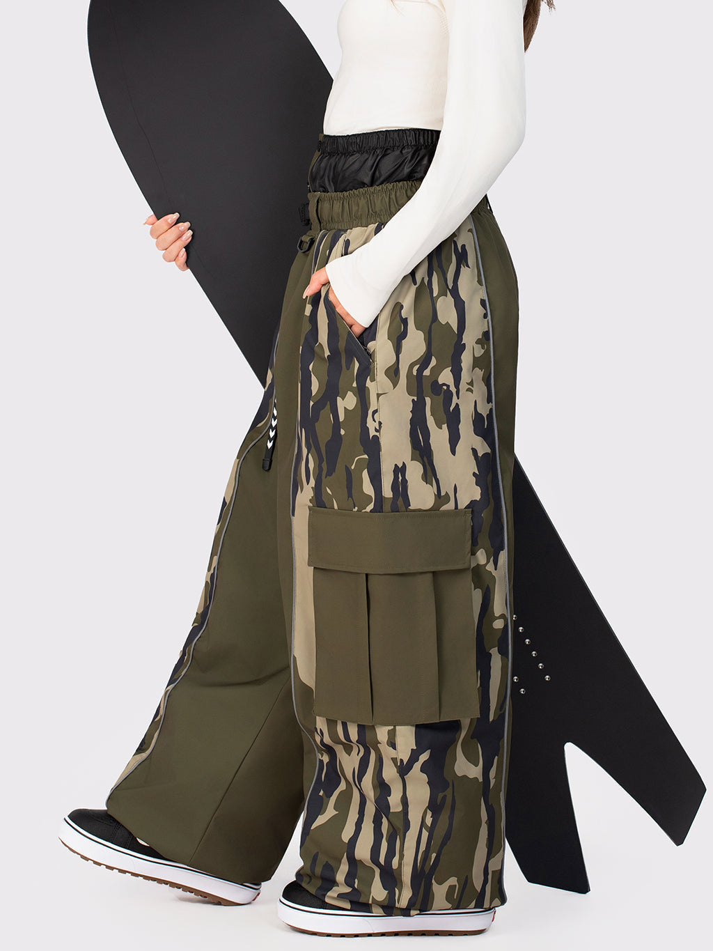Wild Motion Damen-Schneehose mit reflektierendem Farbblock-Design und extra weitem Schnitt