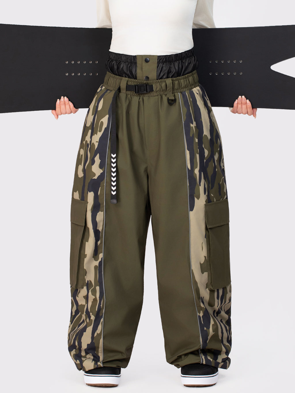 Wild Motion Damen-Schneehose mit reflektierendem Farbblock-Design und extra weitem Schnitt