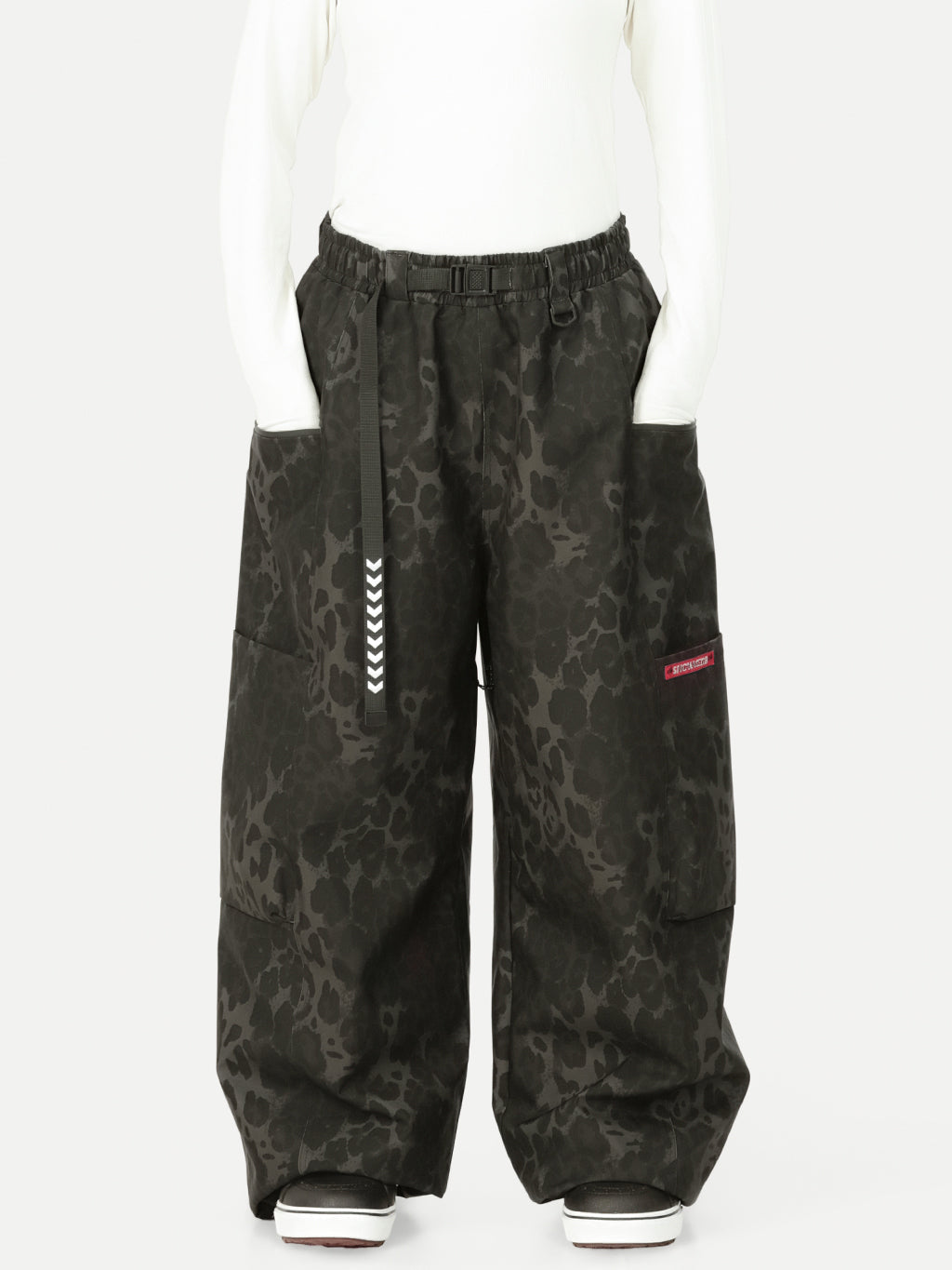 Techline Damen-Skihose mit strapazierfähigem Stretch-Cargo-Design – Baggy Freestyle Passform