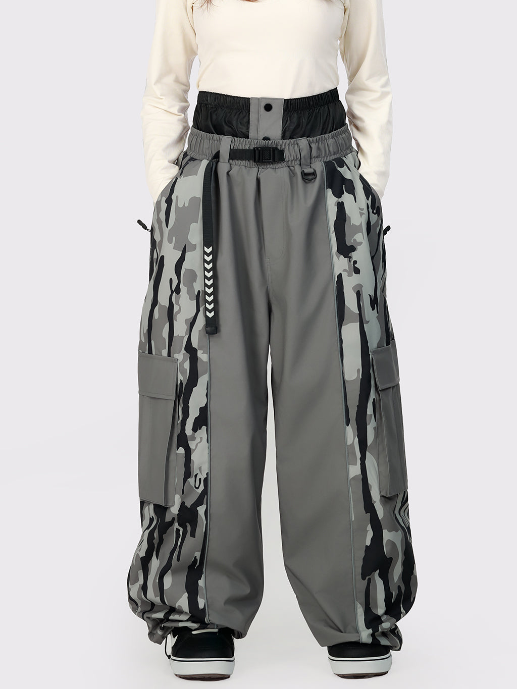Wild Motion Damen-Schneehose mit reflektierendem Farbblock-Design und extra weitem Schnitt