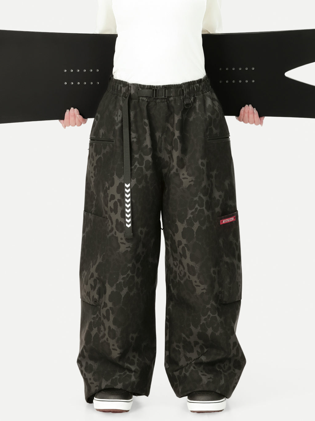 Techline Damen-Skihose mit strapazierfähigem Stretch-Cargo-Design – Baggy Freestyle Passform