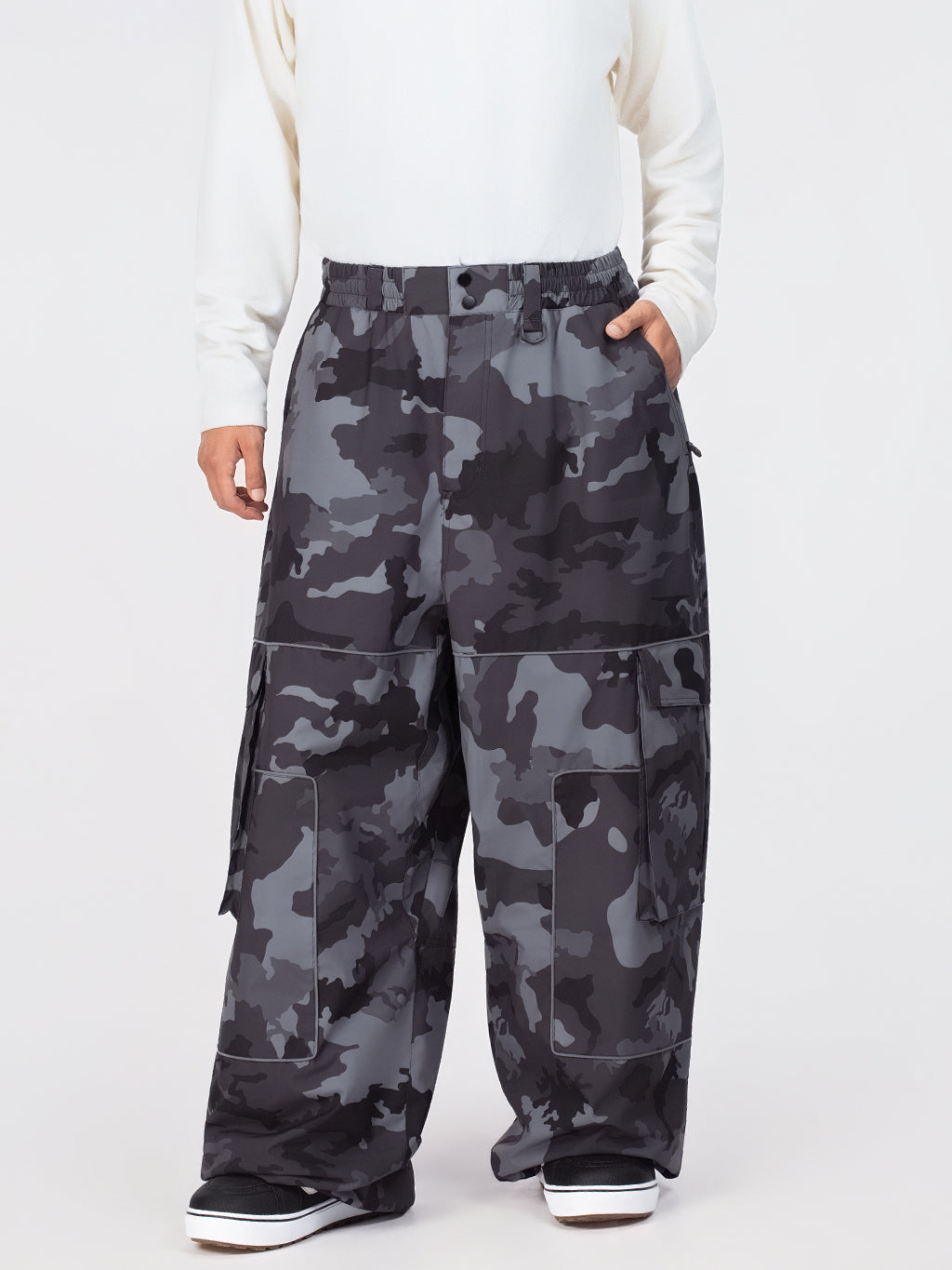 Nightline Park Rider Herren-Schneehose mit reflektierenden Details, Cargotaschen und weitem Schnitt