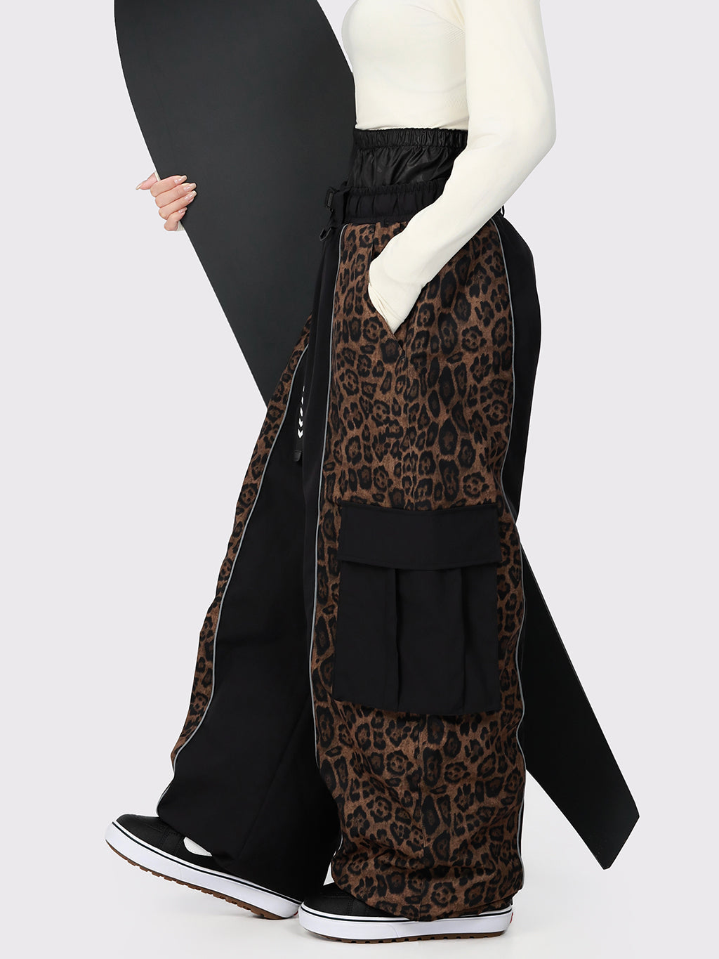 Wild Motion Damen-Schneehose mit reflektierendem Farbblock-Design und extra weitem Schnitt