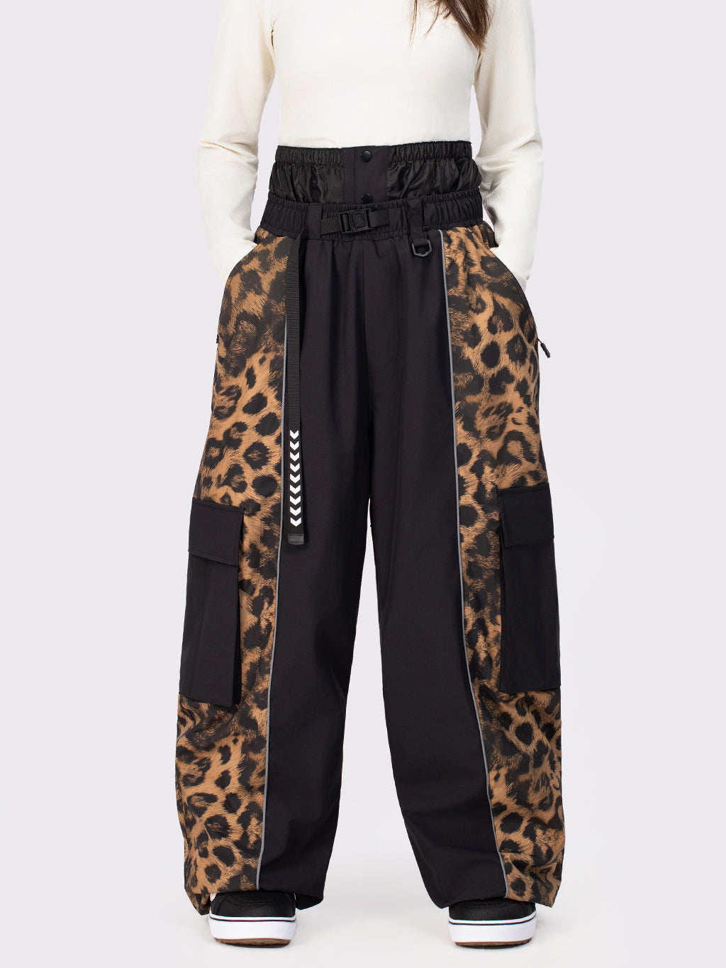 Wild Motion Damen-Schneehose mit reflektierendem Farbblock-Design und extra weitem Schnitt