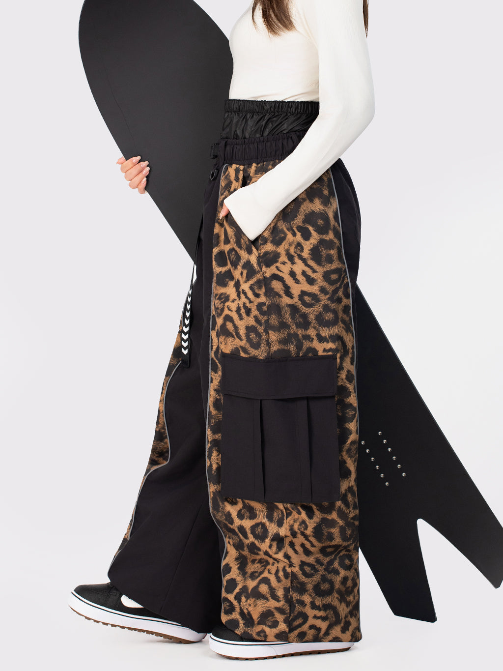 Wild Motion Damen-Schneehose mit reflektierendem Farbblock-Design und extra weitem Schnitt