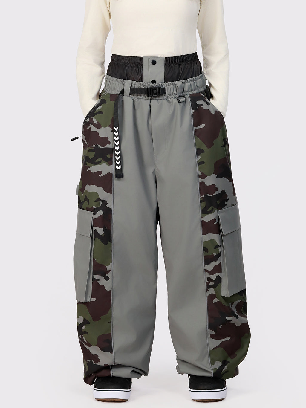 Wild Motion Damen-Schneehose mit reflektierendem Farbblock-Design und extra weitem Schnitt