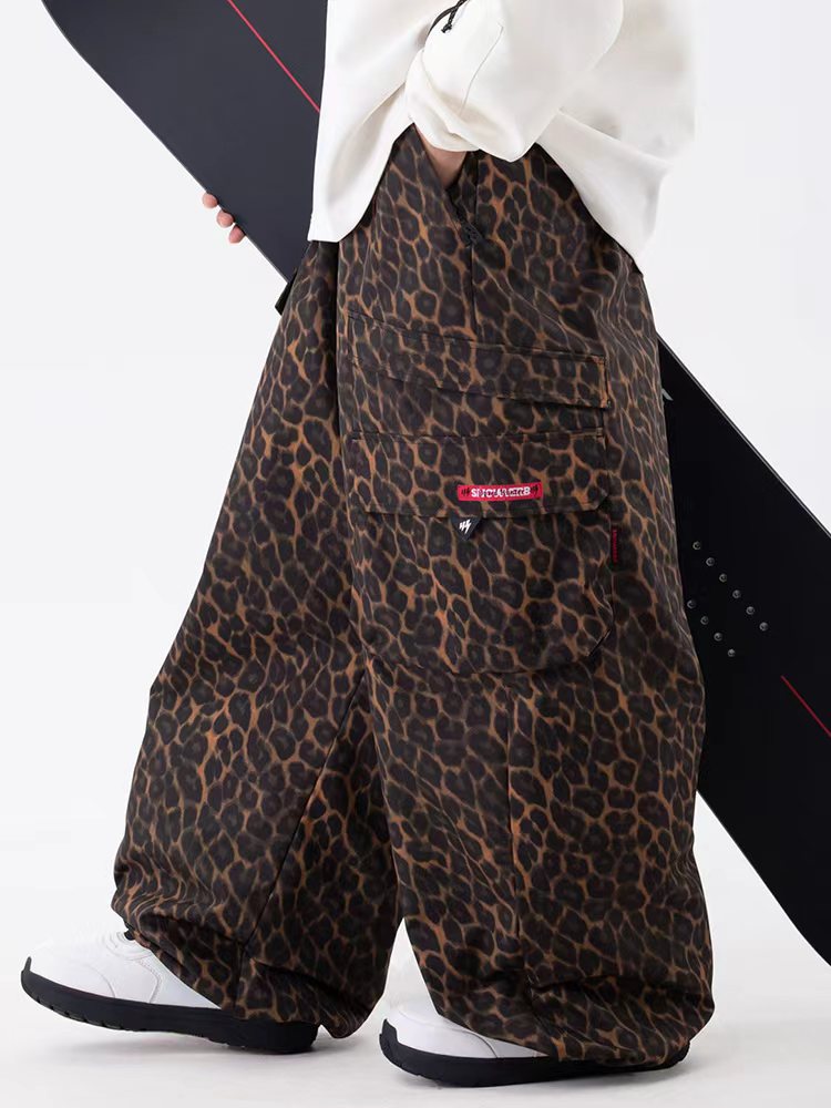 Wild Soul Steeze ParkRider Damen-Cargohose mit mehreren Taschen und Leopardenmuster