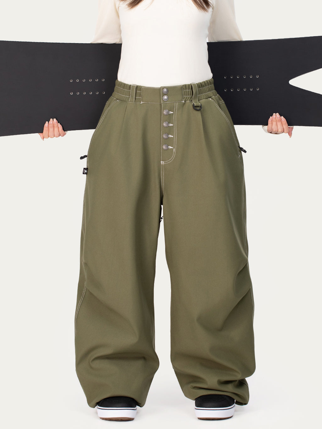 Raw Utility Niet-Arbeitsjeans-Schneehose für Damen – Oversized-Passform mit doppelter Gesäßtasche