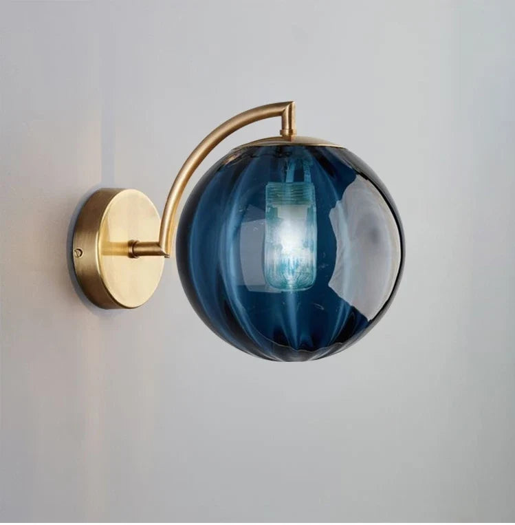Luvano Wandleuchte Glaskugel Messing Rauchglas