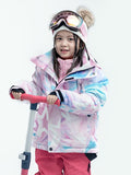 Mädchen-Winter-Schneejacke von Vector, farbenfroh und isoliert