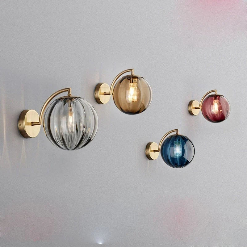 Luvano Wandleuchte Glaskugel Messing Rauchglas